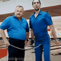 ����  