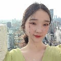 ����  